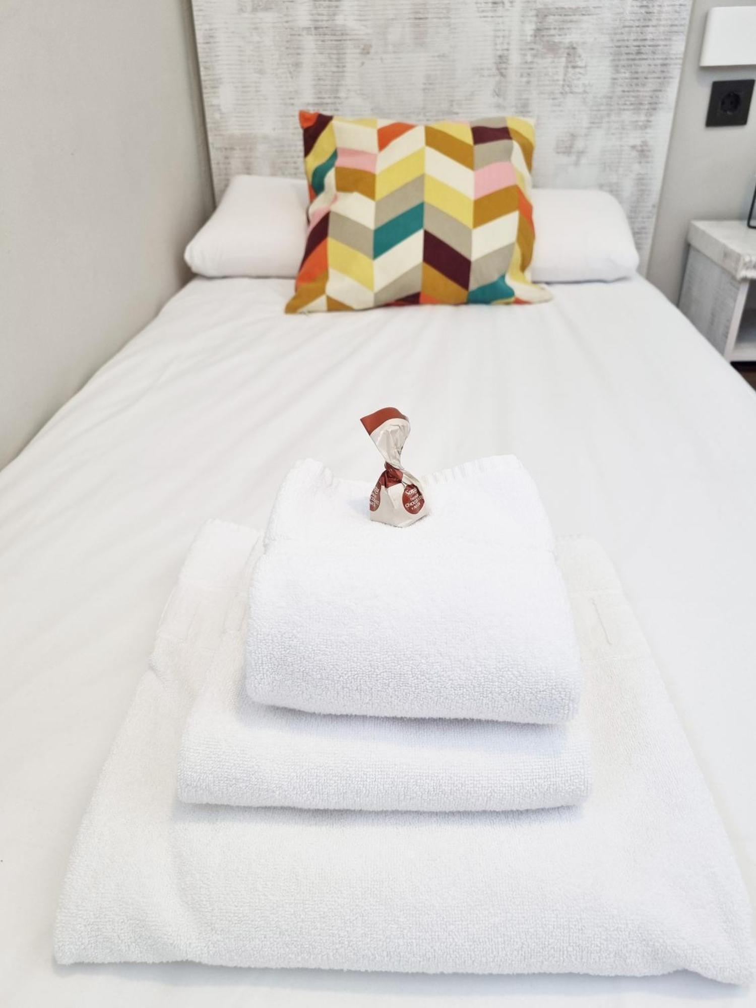 Dehesa Centro Apartment Сория Екстериор снимка