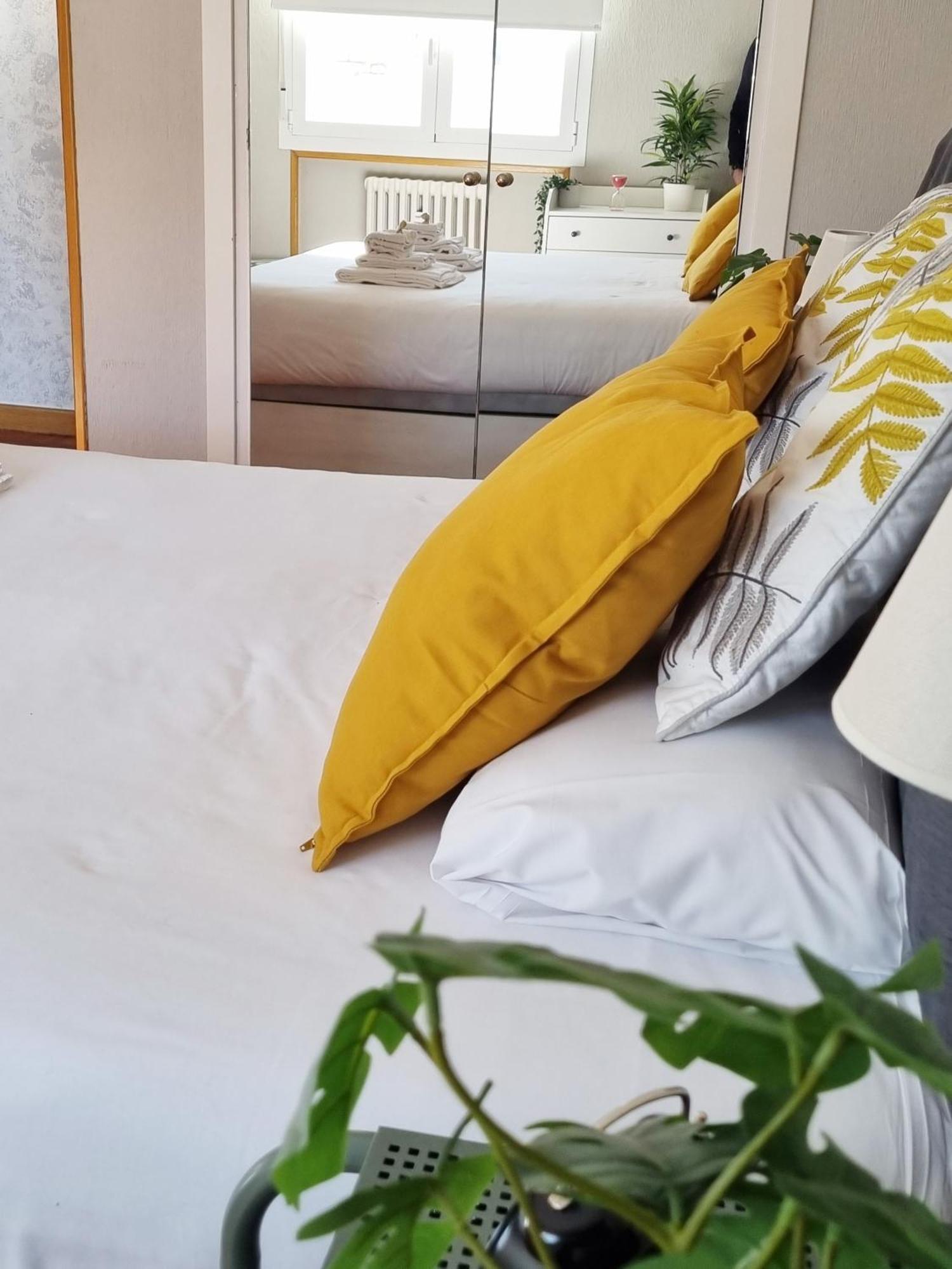 Dehesa Centro Apartment Сория Екстериор снимка